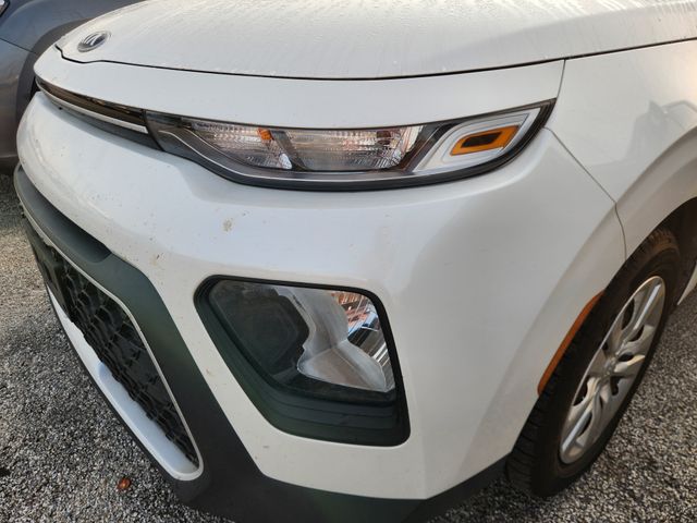 2020 Kia Soul LX White at Ultimate Motorsports