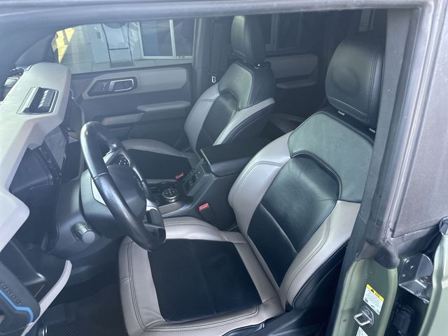 Used 2022 Silver Ford Wildtrak image 12