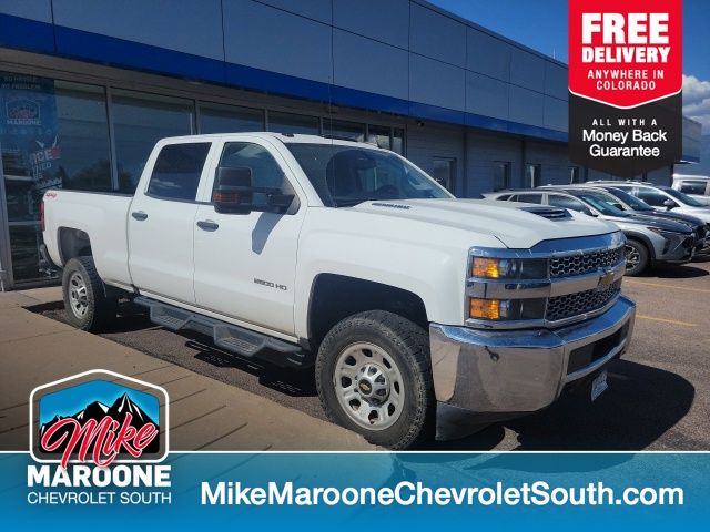 Summit White 2019 Chevrolet Silverado 2500HD Pickup Truck Four-Wheel Drive 6-Speed Automatic