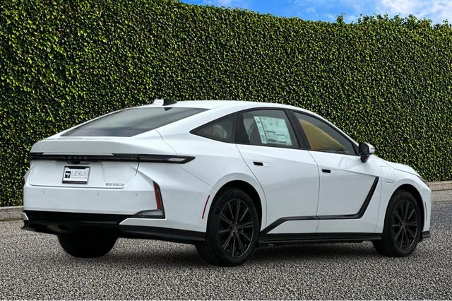 New 2026 White Lexus  image 5