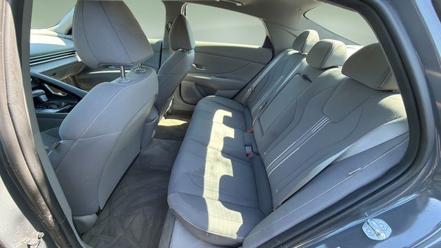Used 2025 Gray Hyundai SEL Convenience image 20
