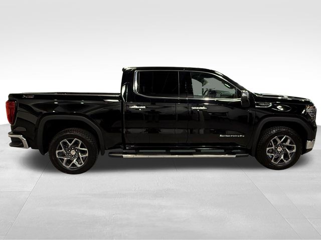 2024 GMC Sierra 1500 SLT Black at Bob King Buick GMC
