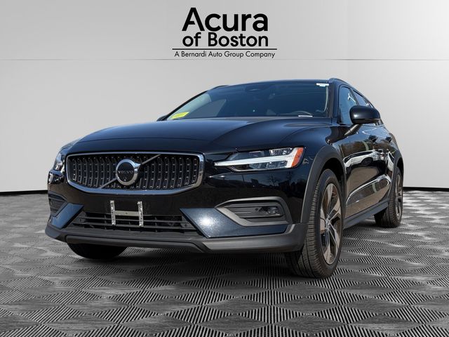 2024 Volvo V60 Cross Country B5 Plus AWD