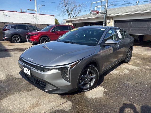 Steel Gray 2025 Kia K4 LXS FWD Sedan Front-Wheel Drive Continuously Variable Transmission