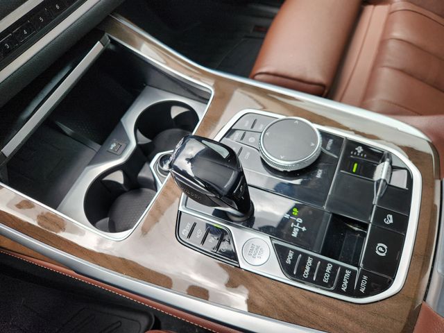 2020 BMW X7 xDrive40i Black at Ultimate Motorsports