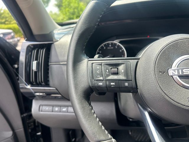 2025 Nissan Pathfinder SV - Photo 21