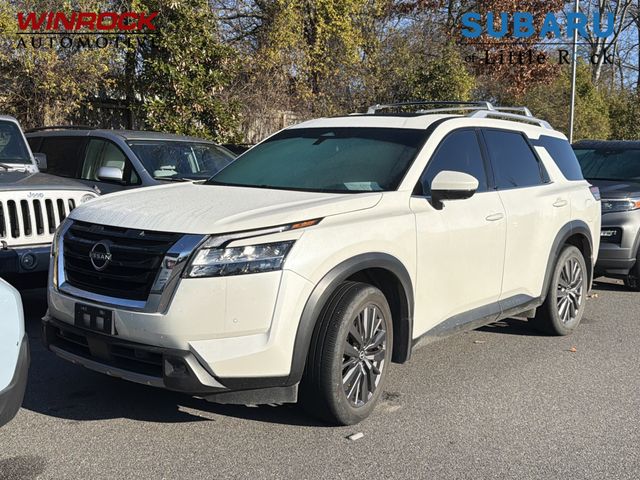 2022 Nissan Pathfinder SL FWD