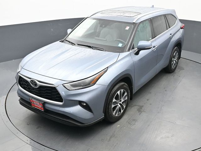 2021 Toyota Highlander XLE 37