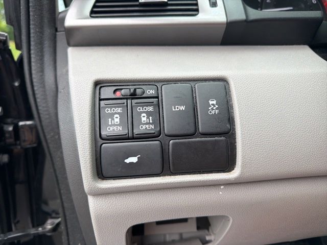 2017 Honda Odyssey EX-L Black at Subaru and VW of Moon Township