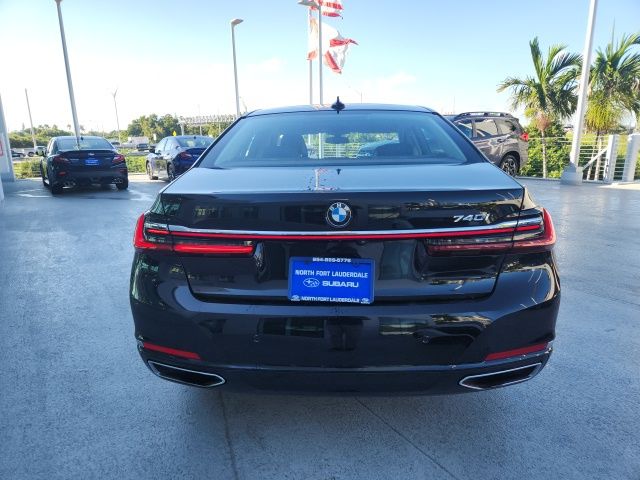 2021 BMW 7 Series 740i 13