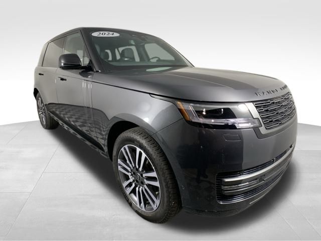 2024 Land Rover Range Rover SE 9