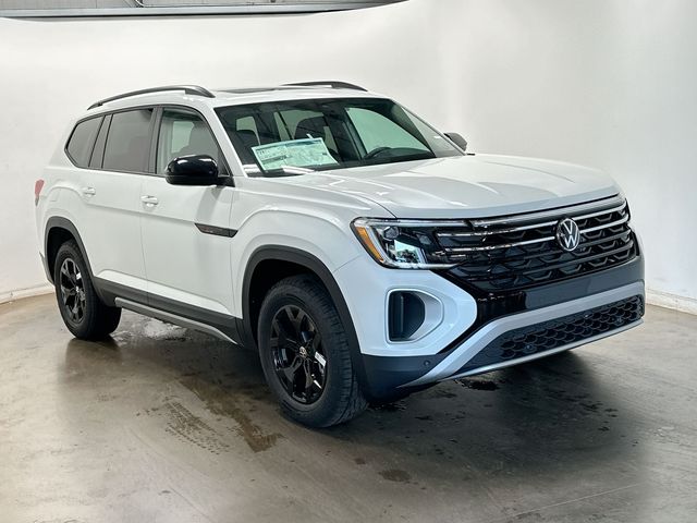 2026 Volkswagen Atlas 2.0T Peak Edition White/off-white at Luther Ford