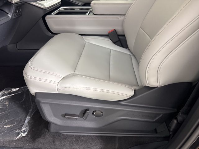 2025 Agate Black Metallic Ford Expedition Max 4X4 SUV