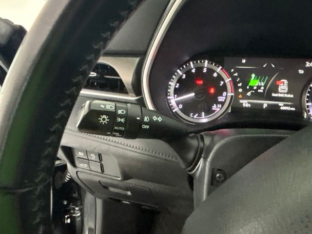 Used 2023 Toyota Highlander SUV