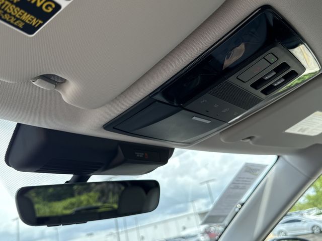 New 2025 Gray Mitsubishi SEL image 20