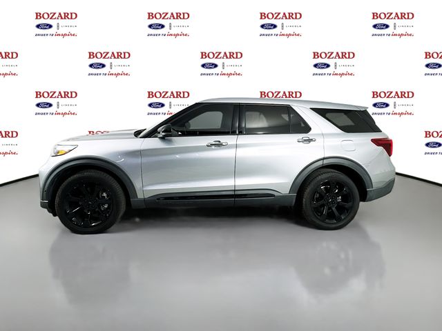 2021 Silver Metallic Ford Explorer ST 4X4 SUV