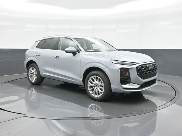 2026 Audi Q3 S line