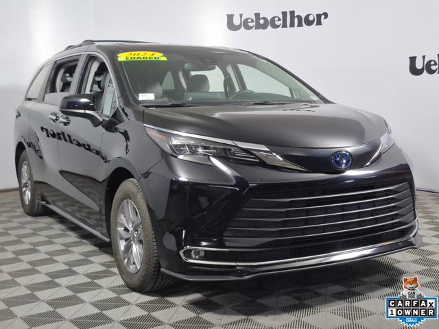 Midnight Black Metallic 2024 Toyota Sienna XLE 7-Passenger AWD Minivan All-Wheel Drive Continuously Variable Transmission