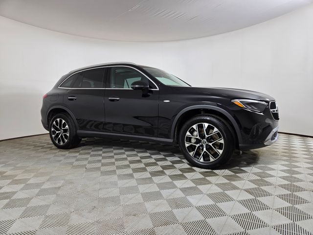 Obsidian Black Metallic 2025 Mercedes-Benz GLC GLC 350e 4MATIC SUV / Crossover All-Wheel Drive 9-Speed Automatic