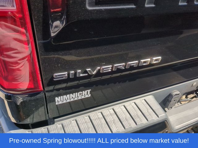 Used 2019 Black Chevrolet RST image 9