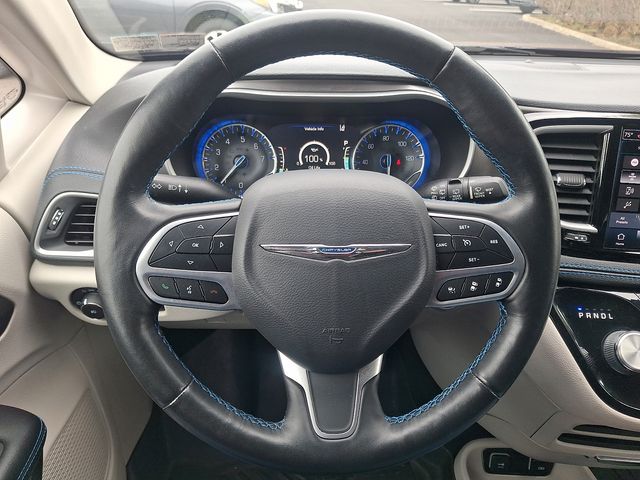 used 2021 Chrysler Pacifica car, priced at $23,498