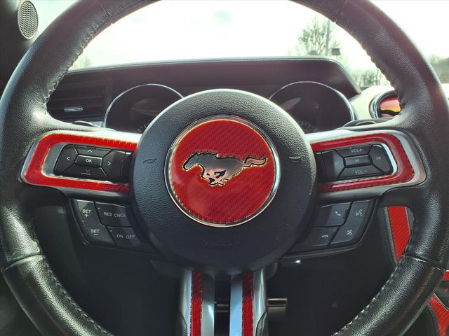 Used 2017 Black Ford GT Premium image 14