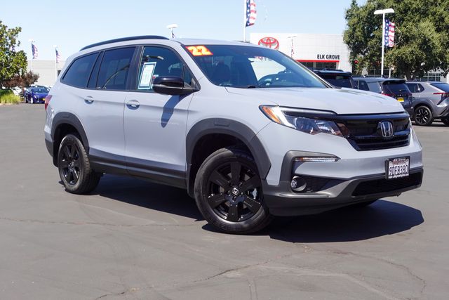 used 2022 Honda Pilot car, priced at $29,000