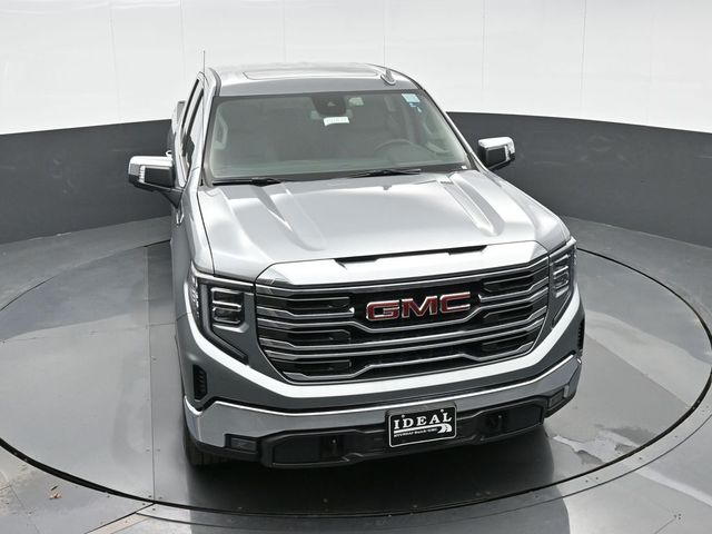 2025 GMC Sierra 1500 SLT 22