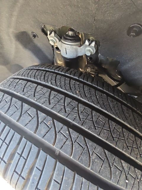 2025 Ford Explorer ST-Line:B02322