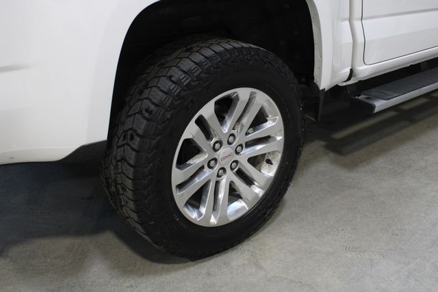 Used 2018 White GMC SLT image 26