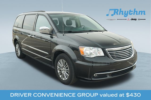 2013 Chrysler Town & Country Touring-L FWD