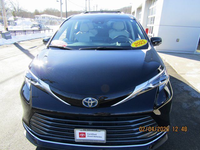 used 2025 Toyota Sienna car, priced at $54,999