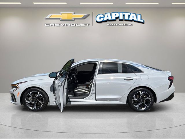 Used 2025 Gray Kia GT-Line image 14