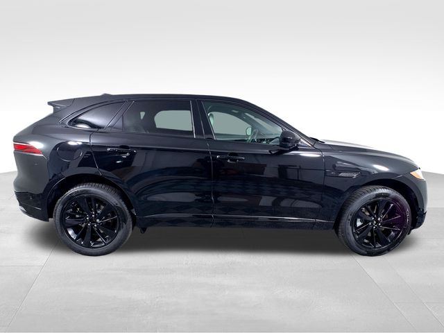 2024 Jaguar F-PACE P250 11