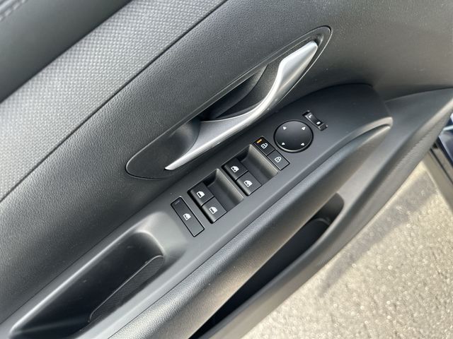 Certified Used 2025 Blue Hyundai SEL Convenience image 17