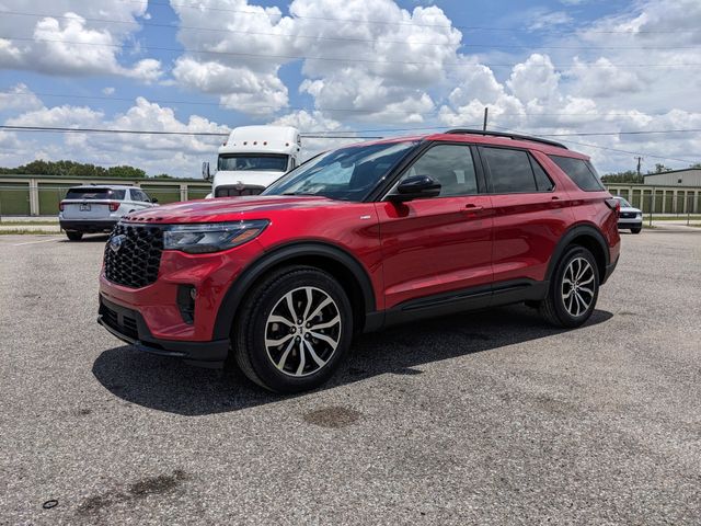 2026 Rapid Red Metallic Tinted Clearcoat Ford Explorer ST-Line RWD SUV