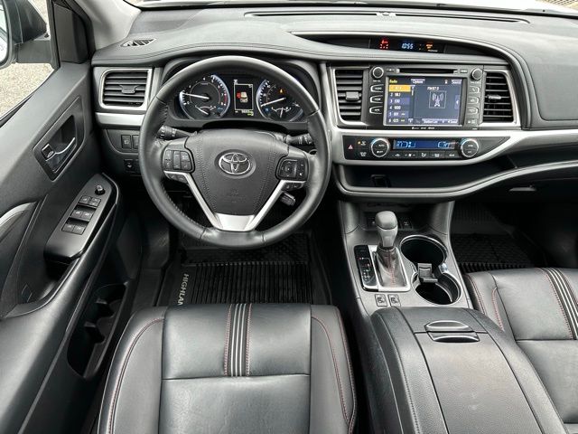 2019 Toyota Highlander  11