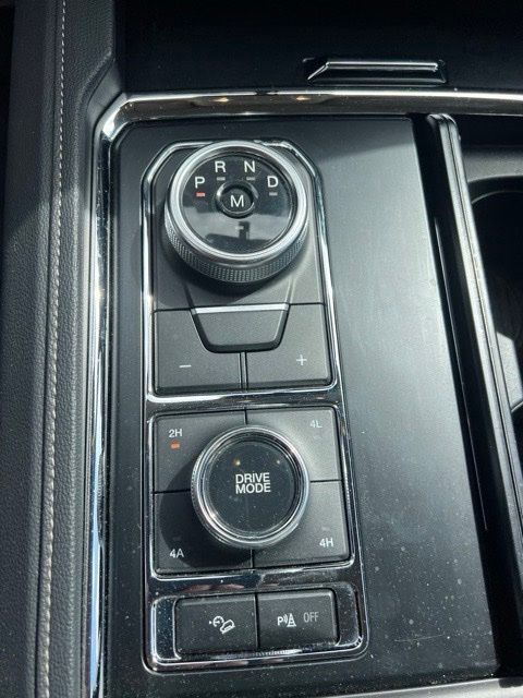 Green 2024 Ford Expedition SUV / Crossover Four-Wheel Drive Automatic