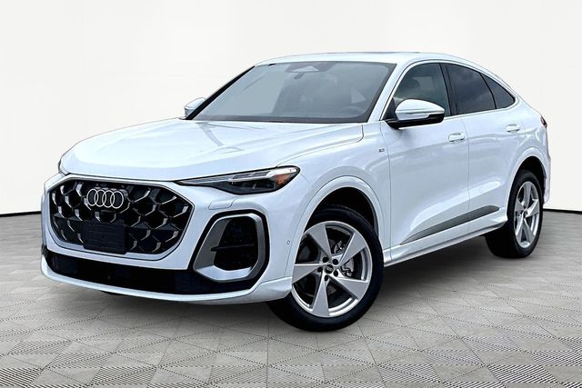 Glacier White Metallic 2026 Audi Q5 Sportback Sedan All-Wheel Drive 7-Speed Automatic