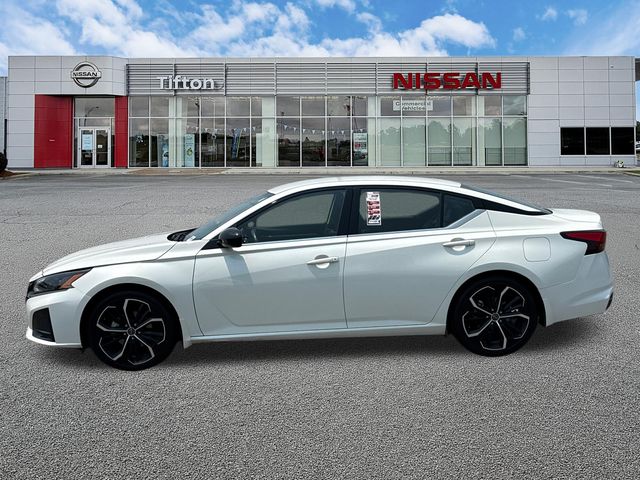 Used 2023 Nissan Altima Sedan