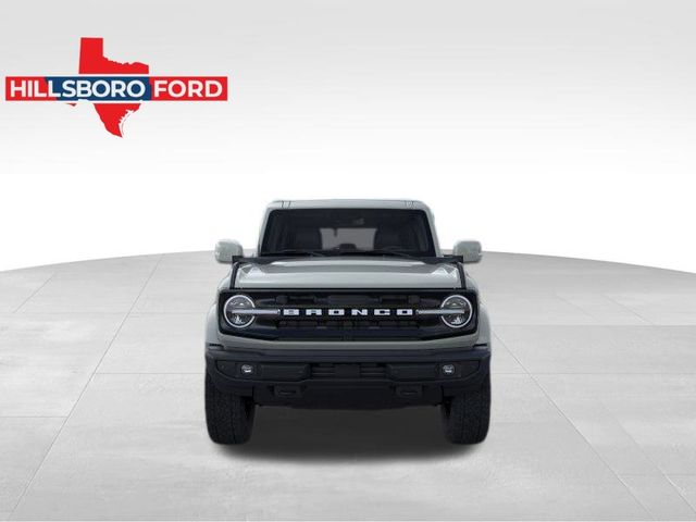 2024 Ford Bronco Outer Banks 6