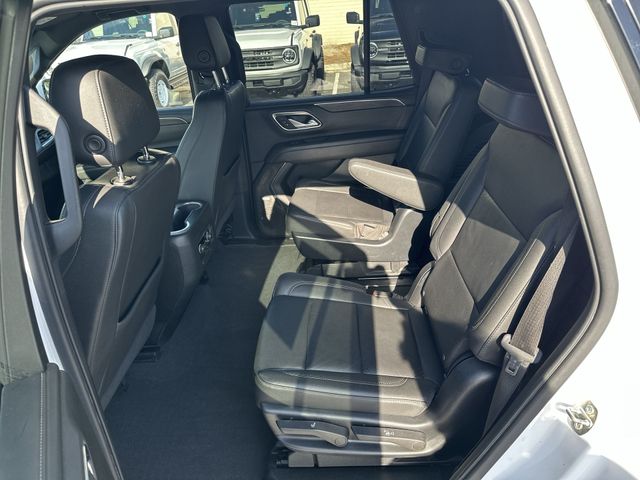 Used 2022 White Chevrolet Z71 image 22