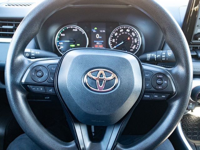 2022 Toyota RAV4 Hybrid XLE 22