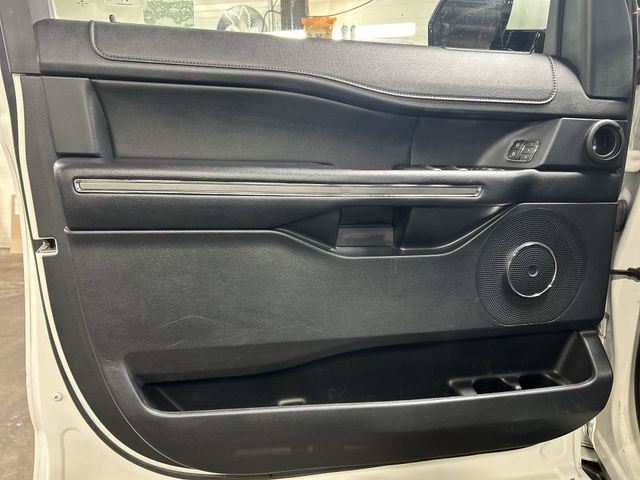 2021 Ford Expedition XLT White at AutoSavvy Houston Southwest