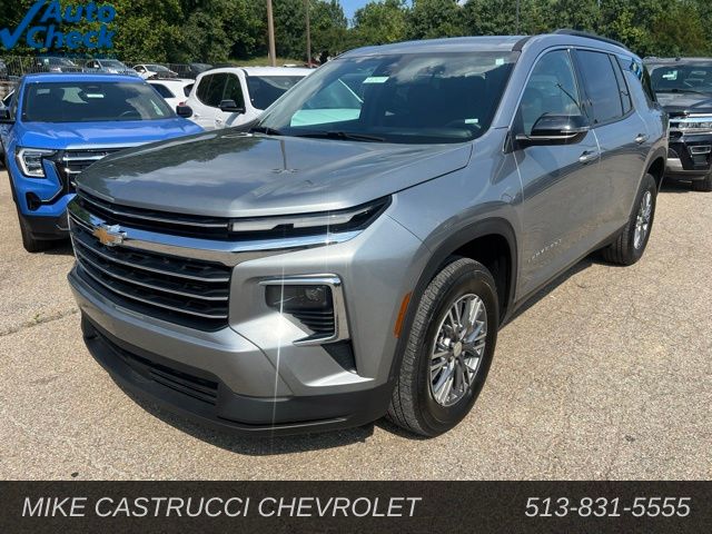 Sterling Gray Metallic 2026 Chevrolet Traverse SUV / Crossover Four-Wheel Drive 8-Speed Automatic