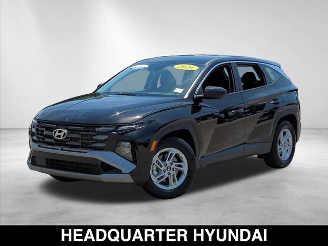 Phantom Black 2026 Hyundai Tucson SE FWD SUV / Crossover Front-Wheel Drive 8-Speed Automatic