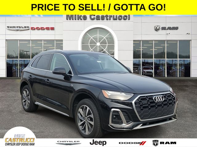 Black Metallic 2023 Audi Q5 SUV / Crossover All-Wheel Drive 7-Speed Automatic