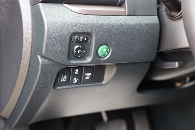 2023 Honda Ridgeline RTL Gray at Community Honda