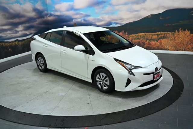 2018 Toyota Prius Two FWD