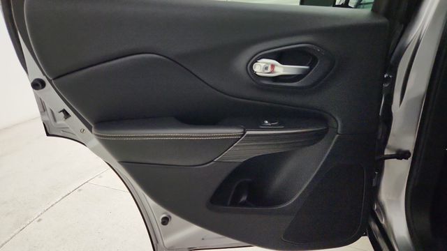 2014 Jeep Cherokee Limited Silver at Autostrade